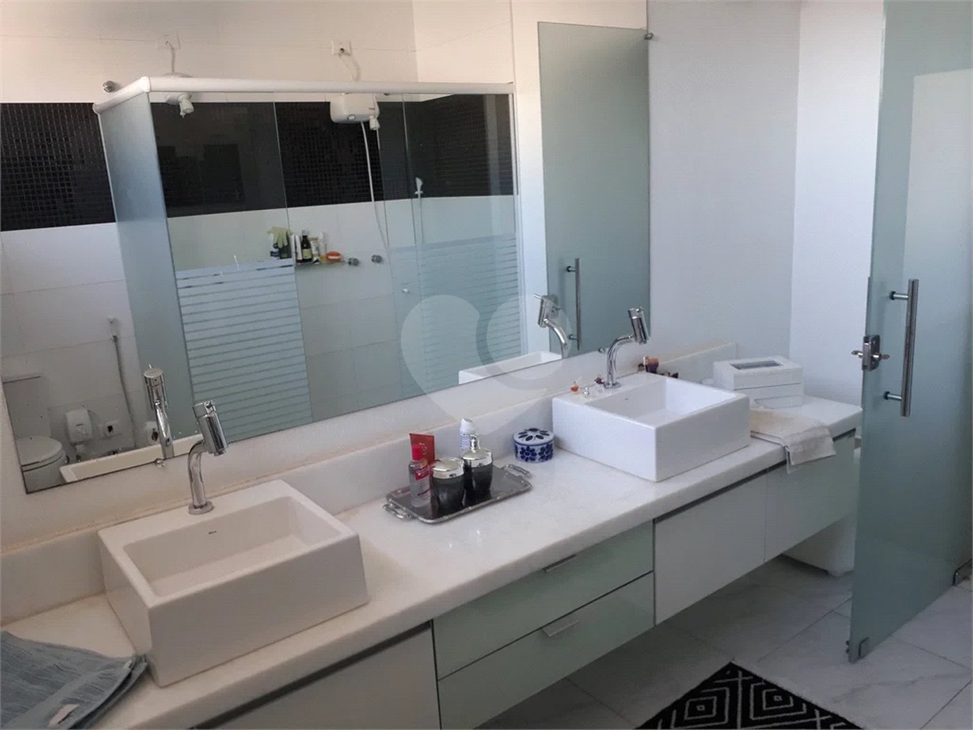 Lindo Sobrado Convívio São Francisco - R$ 980.000,00