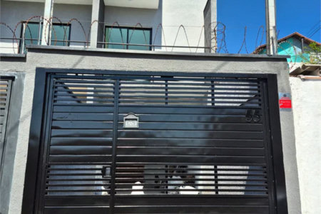 Sobrado incrível à venda, pronta para morar, 120m² 3 quartos, 1 suíte e vagas no Butantã