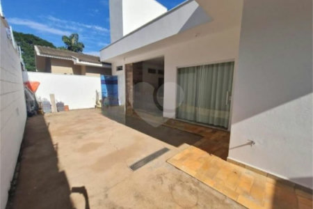 Casa em condomínio - Bosque São Carlos