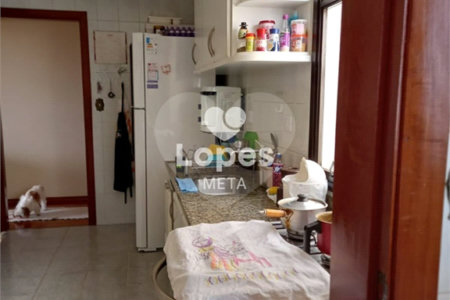 APARTAMENTO Á VENDA NO CONDOMINIO PAMPLONA, BAIRRO BOSQUE DOS EUCALIPTOS