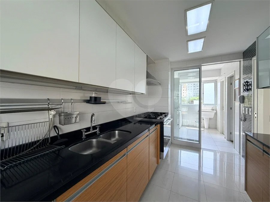 Apartamento à venda com 3 suítes em Vila Mariana, São Paulo, SP