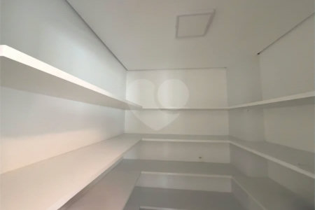 Apartamento para alugar com 2 suítes em Alto da Boa Vista, São Paulo, SP