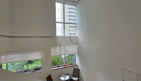 Apartamento à venda com 2 suítes em Vila Andrade, São Paulo, SP