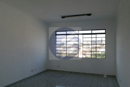 Excelente Sala Comercial para Locação – 23,5 m² na Av. Eid Mansur Cotia
