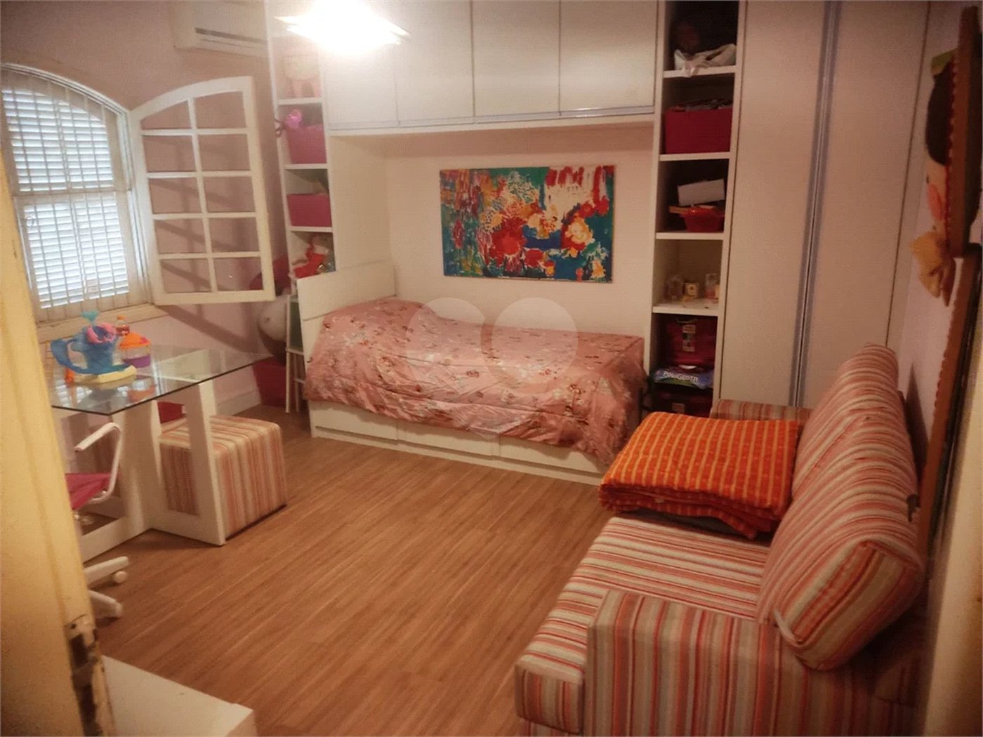 Chácara à venda com 4 quartos, sendo 1 suíte, em Chácaras Polozzi, Louveira, SP