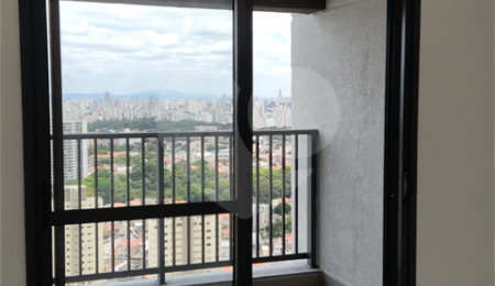 Apartamento à venda com 3 suítes em Vila Firmiano Pinto, São Paulo, SP