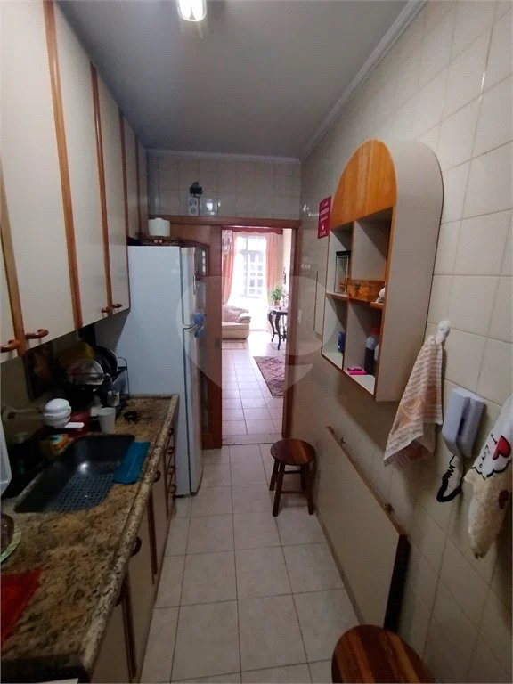 Apartamento em Higienópolis com 2 dormitórios