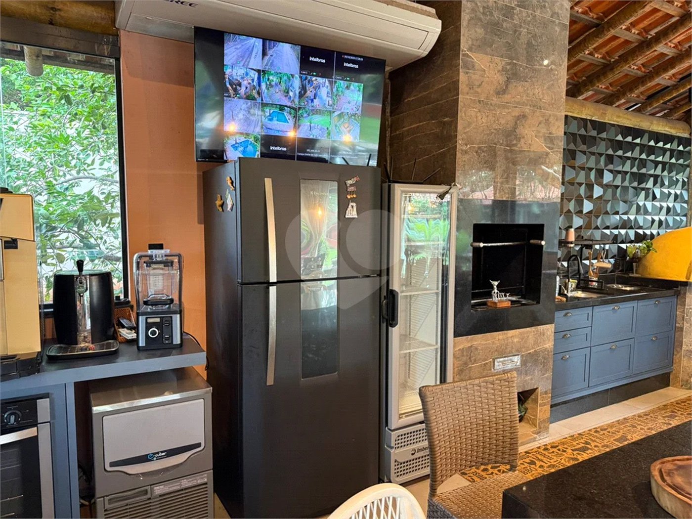 Chácara no Unileste, com espaço para eventos e cozinha industrial, na modalidade porteira fechada,