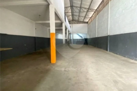 Galpão com 530m² , 3 banheiros , `venda em Guarulhos.
