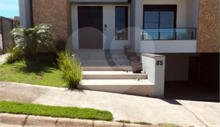 Casa Térrea à venda com 3 suítes em Jardim Santo André, São João da Boa Vista, SP