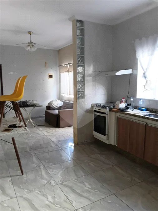 Casa térrea com 2 dormitórios à venda no Reneville, em Mairinque!
