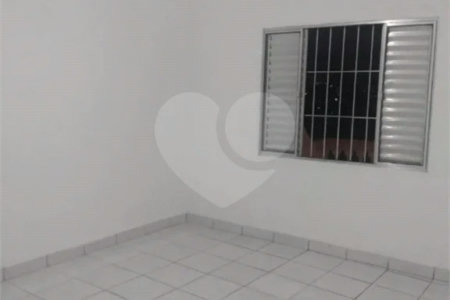 Duas casas com área total de 220m², 4 dormitórios, 3 suítes, 1 vaga de garagem, à venda em Pirituba