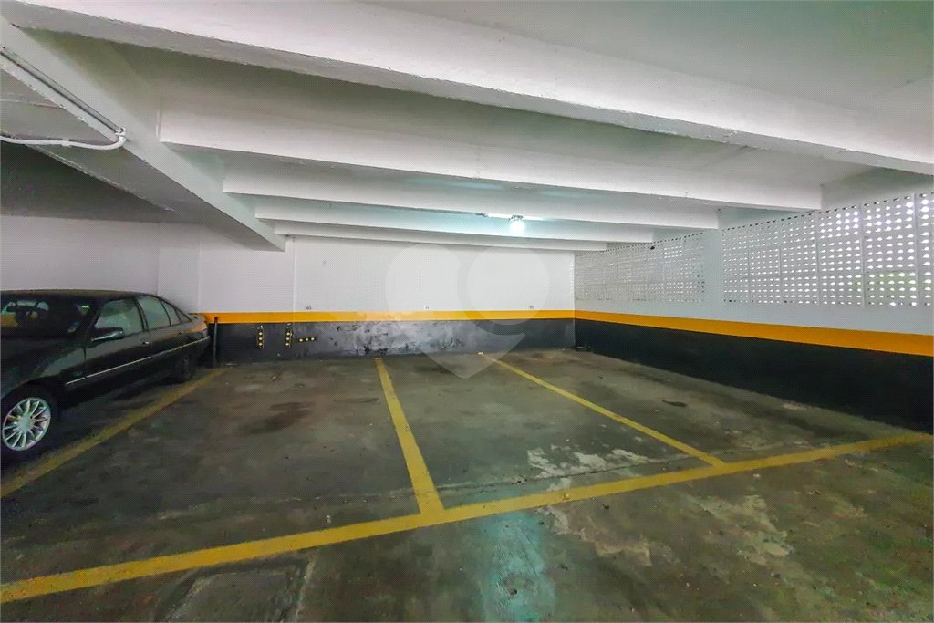 Apartamento de 117m2 com 3 dormitórios e 1 vaga na Vila Mariana