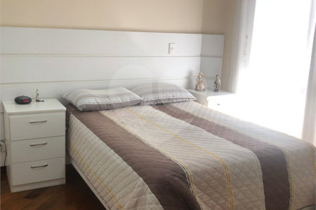Apartamento na Região do Anália Franco Próximo ao Shopping com 3 Dormitórios sendo 1 Suíte e 2 Vagas de Garagem