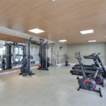 Apartamento com 68m² sala 02 ambientes, 02 dormitórios, sendo 01 suíte banheiro social e vaga no subsolo.! Venha conhecer!