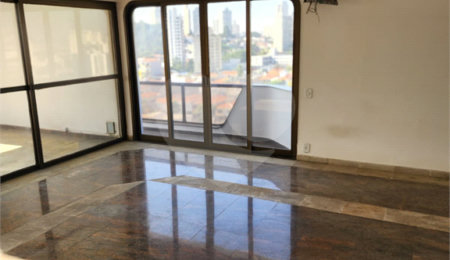 Triplex à venda com 4 suítes em Mooca, São Paulo, SP