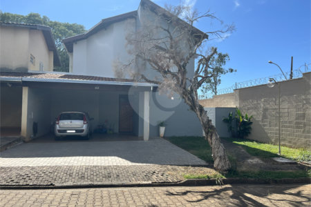 Casa a venda no Condomínio Grand Ville