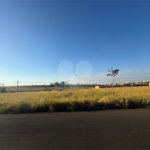 Terreno á venda com 250m2, em São Carlos.