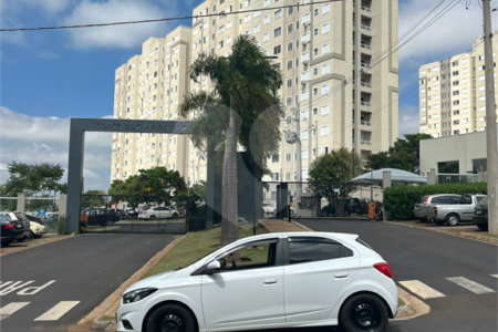 Oportunidade Única no Monte dos Pinheiros – Um lar completo esperando por você