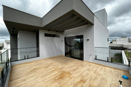 Casa de alto padrão para venda no condomínio Damha III.