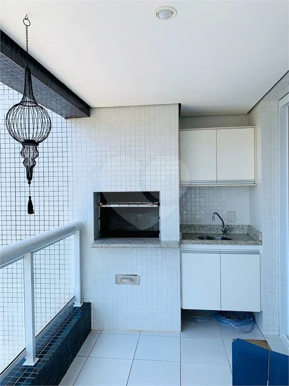 Apartamento à venda com 3 quartos, sendo 2 suítes,  em Riviera de São Lourenço, Bertioga, SP
