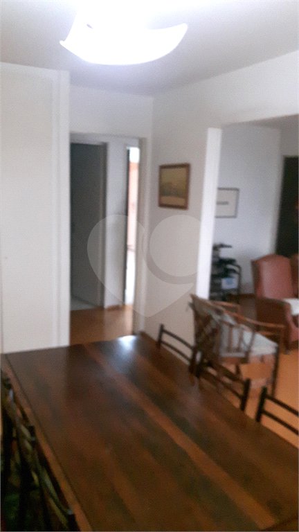 Apartamento de 2 quartos à venda perto do Metrô Paraíso! Excelente localização!