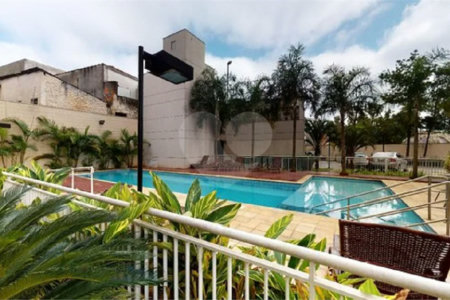 Ótimo apartamento Na rua Newton Prado no Bom Retiro