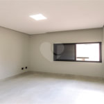 Indaiatuba- Jardim Bom Sucesso - Venda: R$ 765.000,00 - Área total: 150m² Área construída: 115m² - 3 dormitórios sendo 1 suíte com armário planejado; Cozinha integrada; Sala para dois ambientes; Banheiros com box gabinetes e espelhos; Área gourmet com churrasqueira a carvão e móveis planejados;
