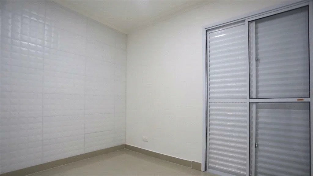 Casa à venda com 3 quartos, sendo 1 suíte,  em Jardim Bonfiglioli, São Paulo, SP
