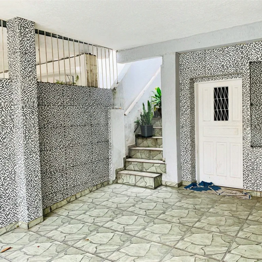 Sobrado de 150m2 com 4 dormitórios e 1 vaga à venda na Chácara Inglesa
