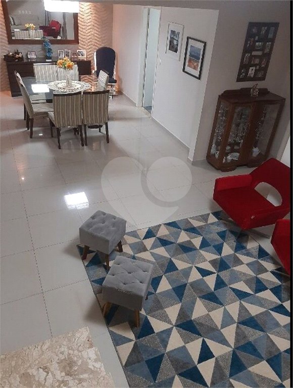 Casa térrea no Jardim Ricetti .