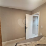Apartamento totalmente mobiliado com 2 dormitórios, 1 vaga