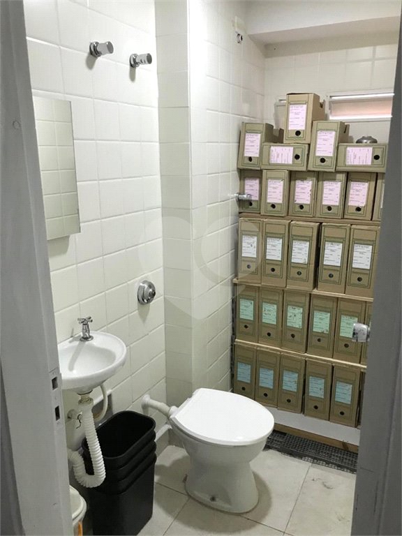 Sala comercial com 38m², à venda em Pinheiros