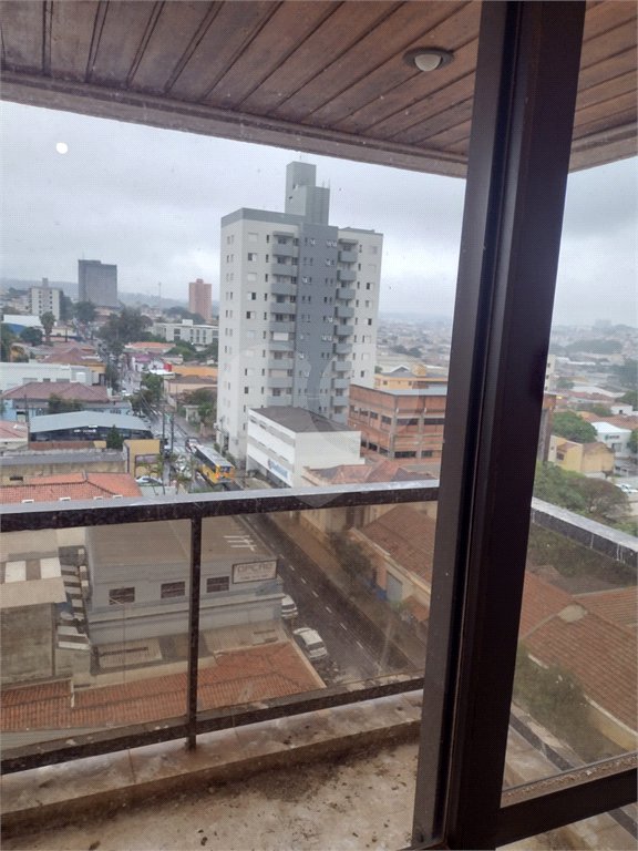 Apartamento no Edificio Jatiúca á venda.