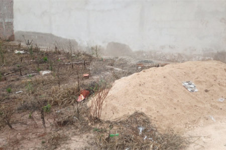 Lote no Jardim do Bosque, aceita financiamento ou aquisição de terreno e construção .