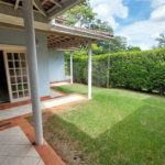 Casa para venda ou aluguel - Condomínio São Paulo II - Cotia.