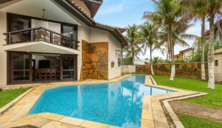 Casa à venda ou para alugar com 5 suítes no Centro, Bertioga, SP