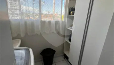 Apartamento à venda com 2 quartos em Vila São José, Taubaté, SP