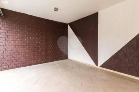 Casa com 203m² , 4 dormitórios , sendo 3 suítes , 2 vagas , à venda na Vila Formosa.