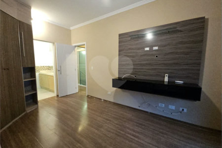 LINDA CASA PARA LOCAÇÃO COM 5 DORMITÓRIOS E PISCINA - Fernando Nobre – Cotia/SP