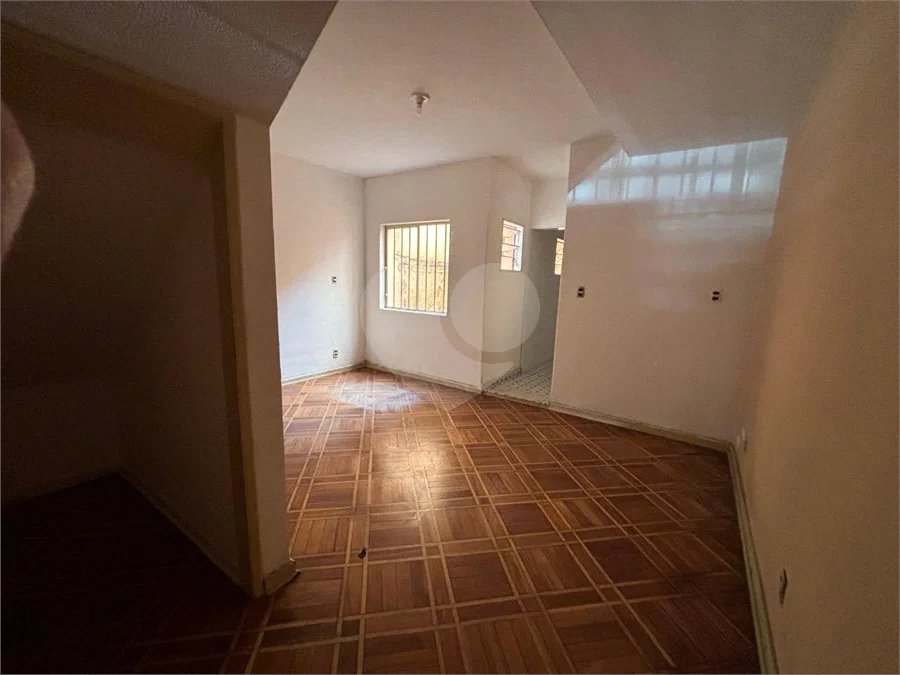 Sobrado 3 Quartos a Venda em Jardim Petrópolis