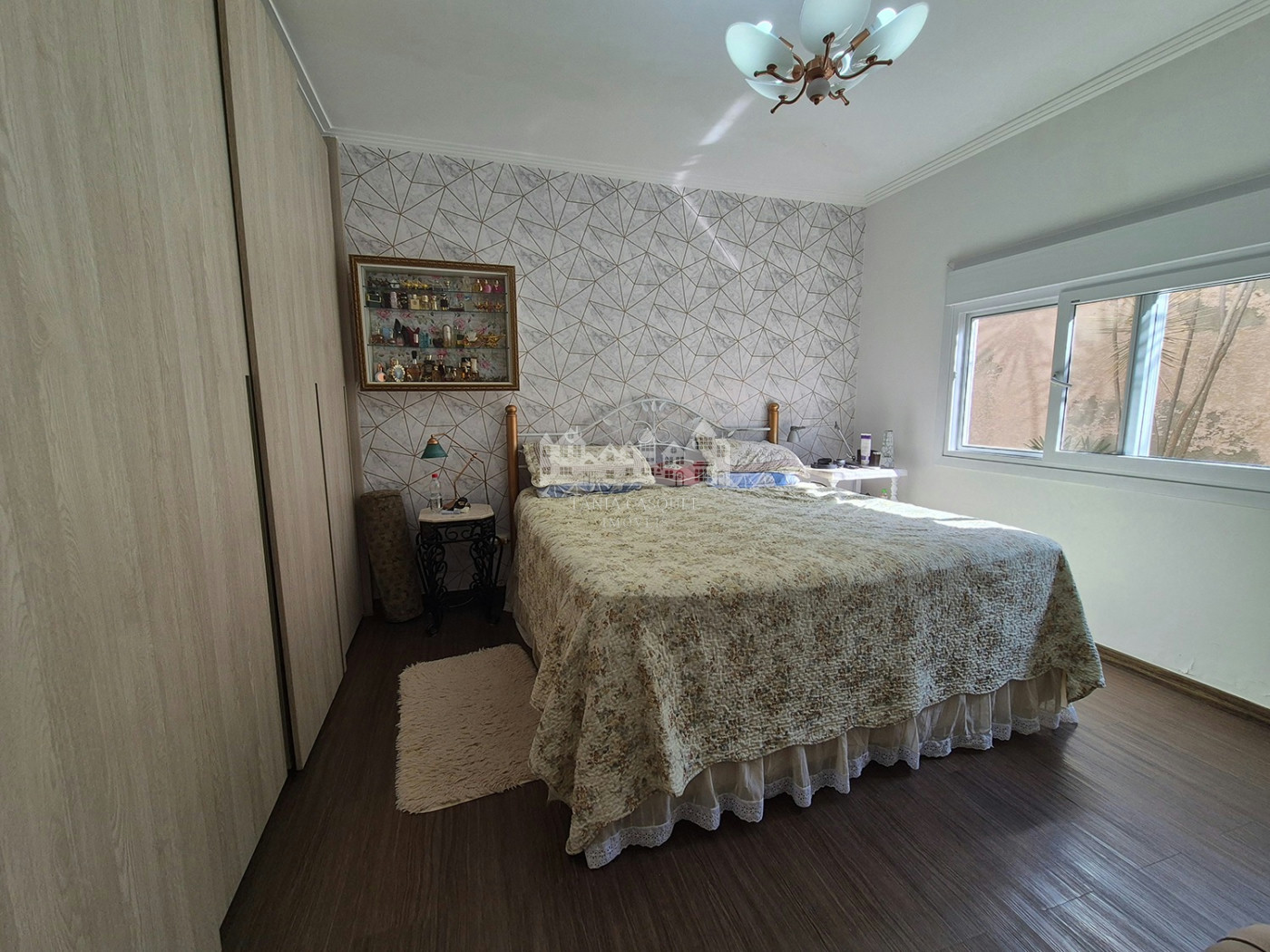 Casa à venda com 3 quartos, sendo 1 suíte, em Vila Esperia Ou Giglio, Atibaia - SP