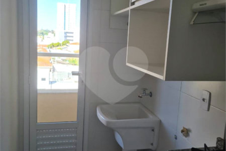 Apartamento no Condomínio Via Campus.