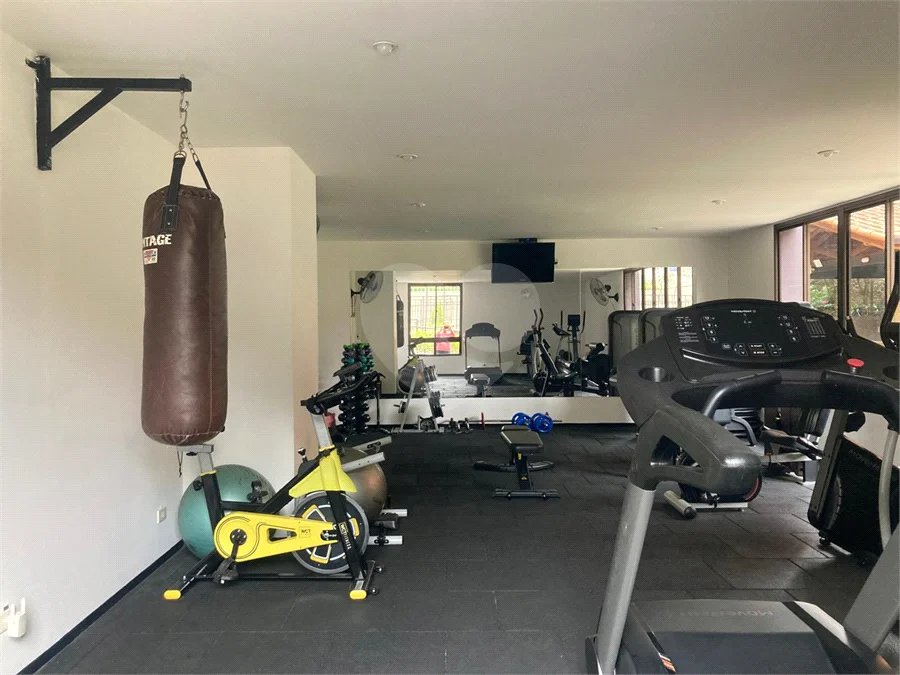 Apartamento Mobiliado no Alto da Boa Vista, com churrasqueira na varanda , 3 suítes e próximo ao Metro