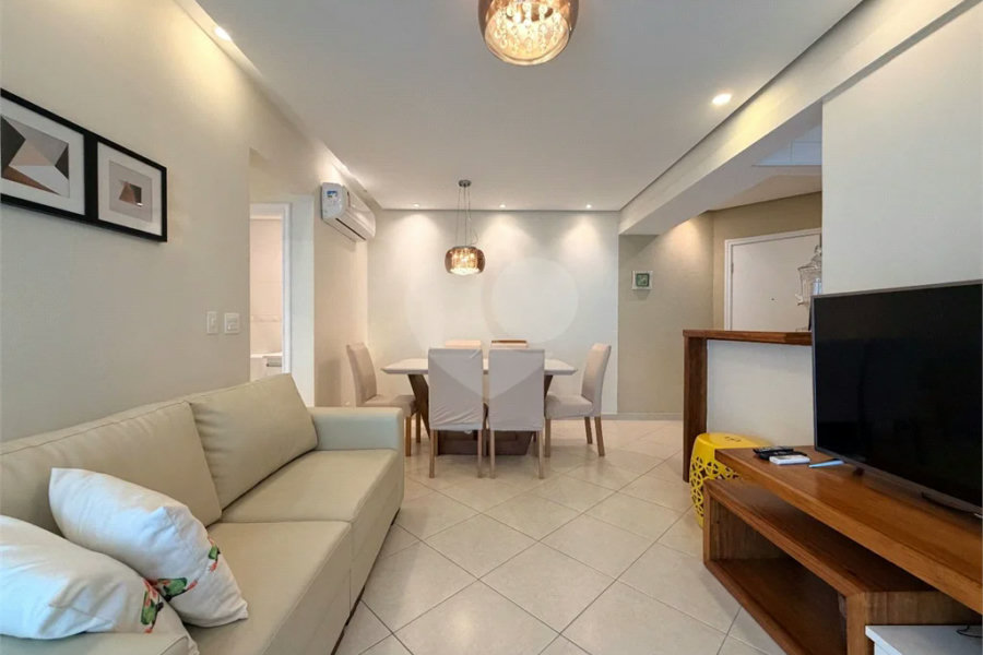 Apartamento à venda com 2 quartos, sendo 1 suíte, em Riviera de São Lourenço, Bertioga, SP