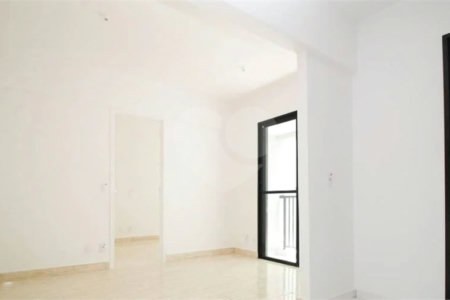 Apartamento à venda com 35m² - Bela Vista