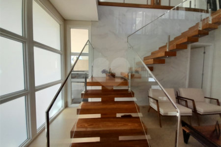 Casa à Venda no Condomínio Damha III – Elegância e Conforto para sua Família