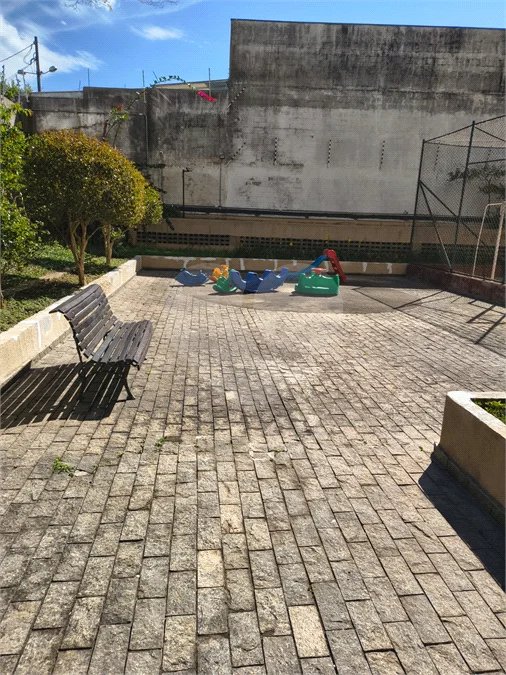 Jardim Prudência, 2 dormitórios , condomínio agradável e familiar