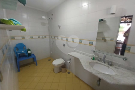 Casa Térrea Disponível para Locação e Venda no Condomínio Vilaggio Capriccio