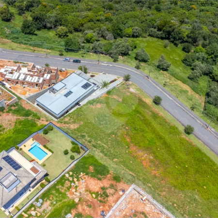 Terreno à venda no condomínio Residencial Campo de Toscana, Vinhedo - SP